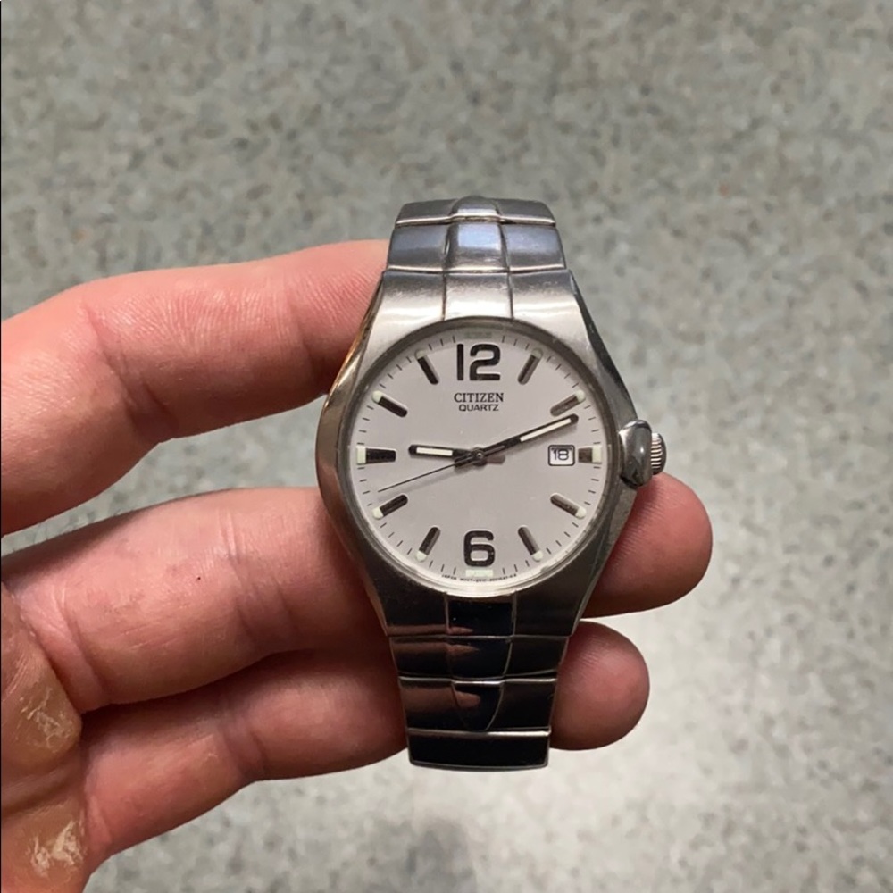 Citizens Quartz Dater Watch Silver